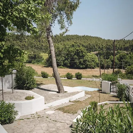 Kiveli Sea Side Country Sani