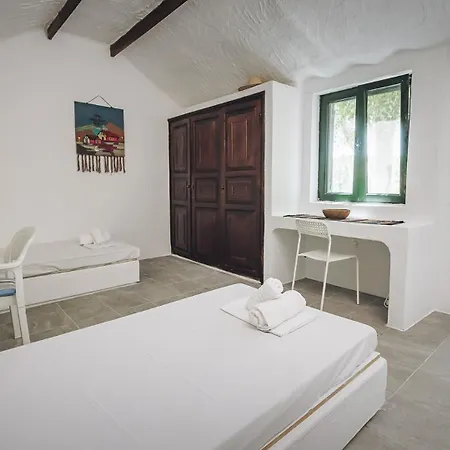 Kiveli Sea Side Country Sani